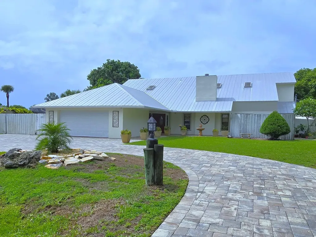 147 Ne Naranja Avenue Port Saint Lucie FL 34983