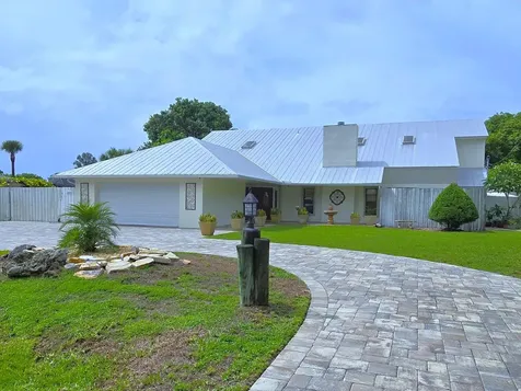 147 Ne Naranja Avenue Port Saint Lucie FL 34983
