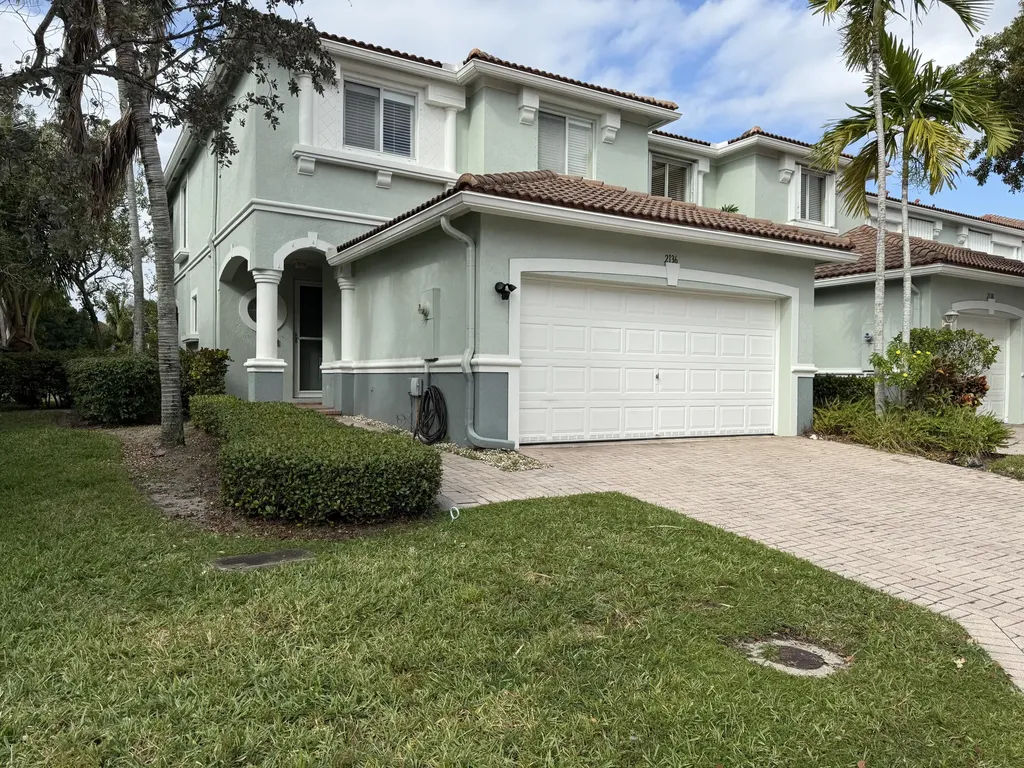 2136 Oakmont Drive Riviera Beach FL 33404