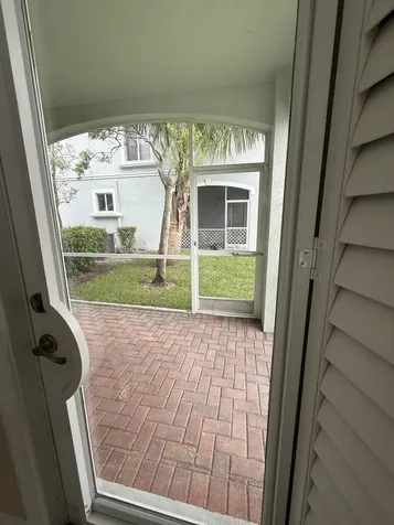 2136 Oakmont Drive Riviera Beach FL 33404