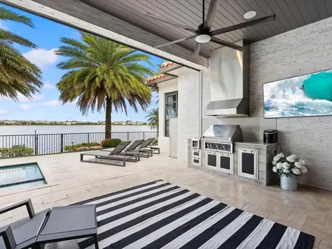 8721 Waterview Terrace Parkland FL 33076