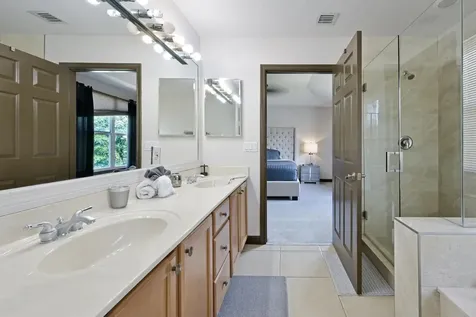 8071 Murano Circle Palm Beach Gardens FL 33418