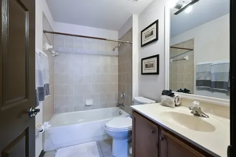 8071 Murano Circle Palm Beach Gardens FL 33418