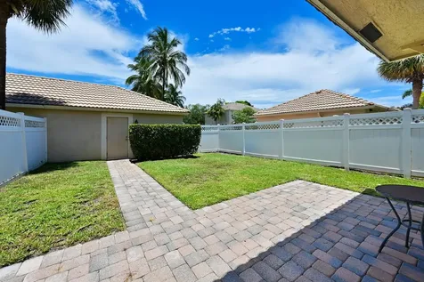 8071 Murano Circle Palm Beach Gardens FL 33418
