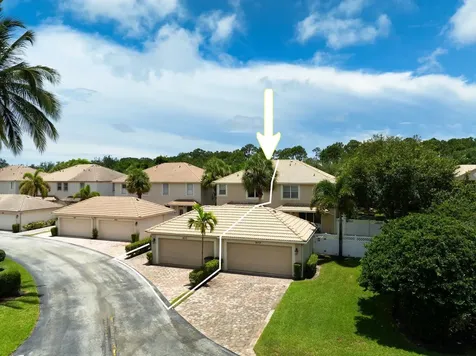 8071 Murano Circle Palm Beach Gardens FL 33418