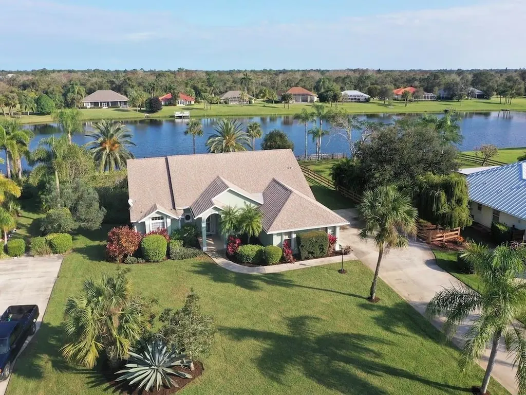1517 Eagles Circle Sebastian FL 32958