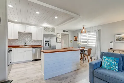 78 Saxony B Delray Beach FL 33446