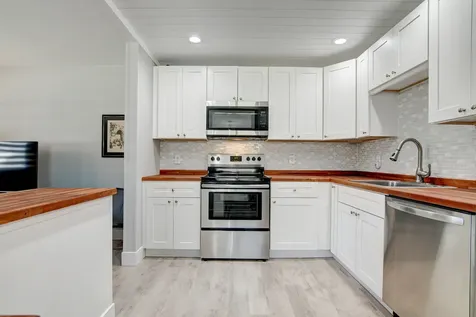 78 Saxony B Delray Beach FL 33446