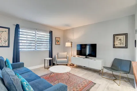 78 Saxony B Delray Beach FL 33446