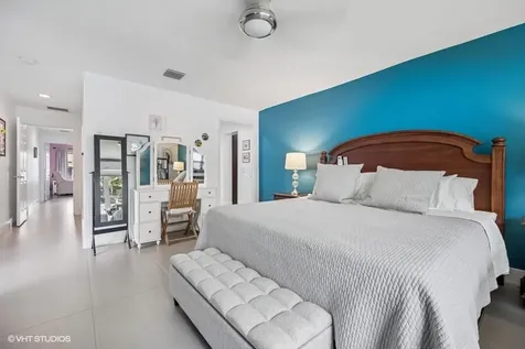 746 Sw 2nd Street Boca Raton FL 33486