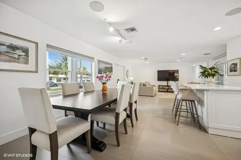 746 Sw 2nd Street Boca Raton FL 33486