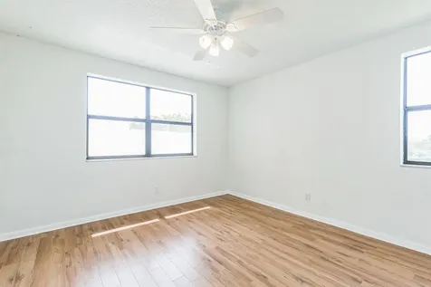 2704 Nw 104th Avenue Sunrise FL 33322