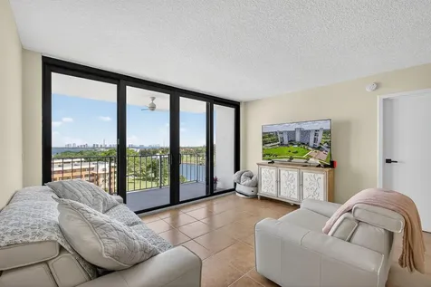 336 Golfview Road North Palm Beach FL 33408