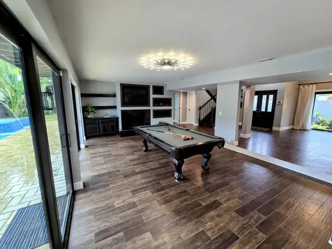 1401 Sw 54th Avenue Plantation FL 33317