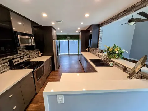 1401 Sw 54th Avenue Plantation FL 33317