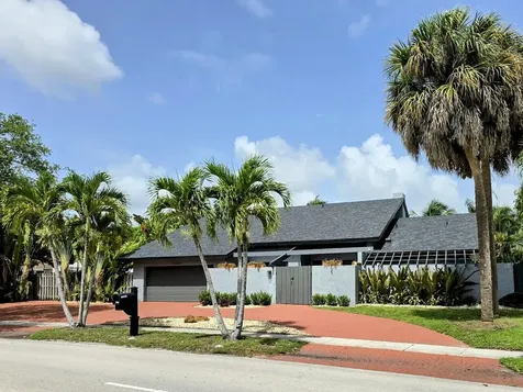 1401 Sw 54th Avenue Plantation FL 33317