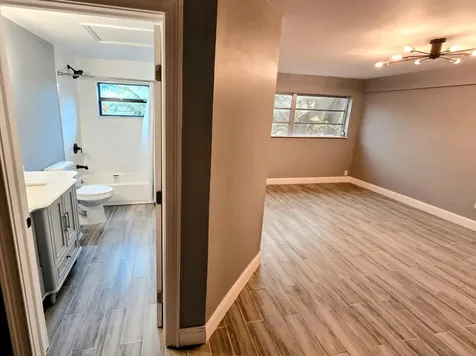 1401 Sw 54th Avenue Plantation FL 33317