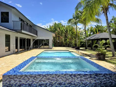 1401 Sw 54th Avenue Plantation FL 33317