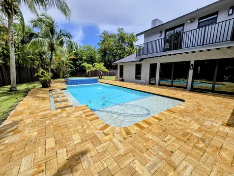 1401 Sw 54th Avenue Plantation FL 33317