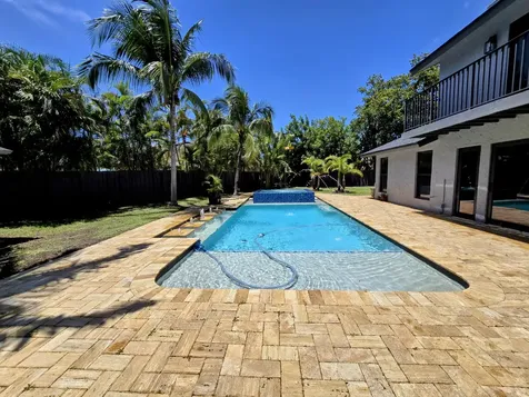 1401 Sw 54th Avenue Plantation FL 33317