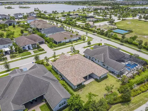 19077 Fly Rod Run The Acreage FL 33470