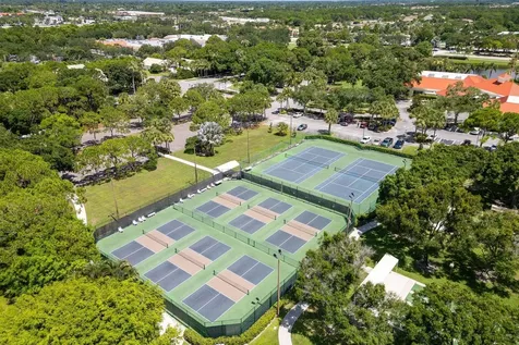 432 Nw Sherry Lane Port Saint Lucie FL 34986