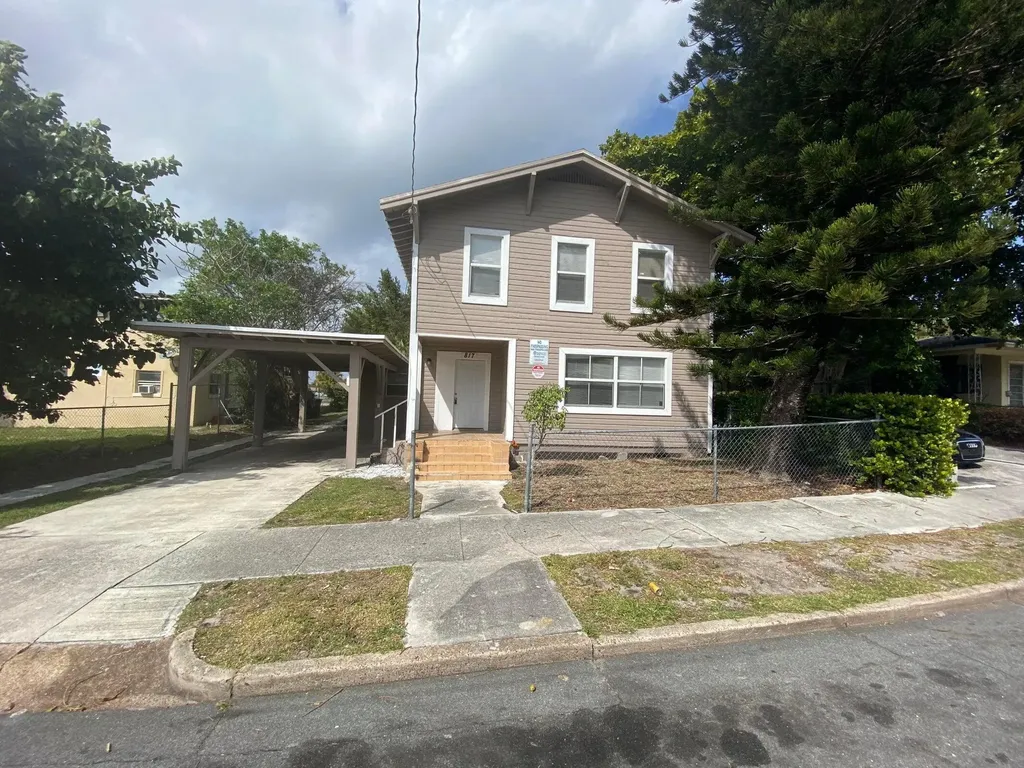 817 7th Street West Palm Beach FL 33401