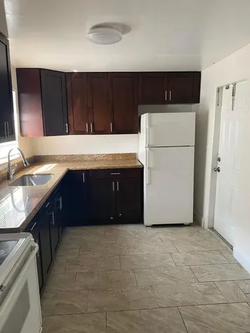 817 7th Street West Palm Beach FL 33401