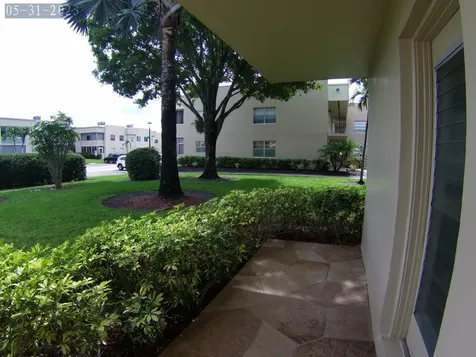 865 Flanders Delray Beach FL 33484