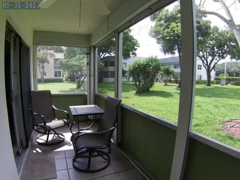 865 Flanders Delray Beach FL 33484