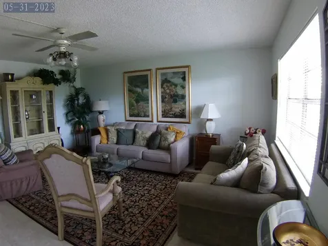 865 Flanders Delray Beach FL 33484