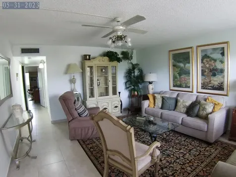 865 Flanders Delray Beach FL 33484