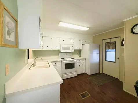 905 Dogwood Drive Barefoot Bay FL 32976