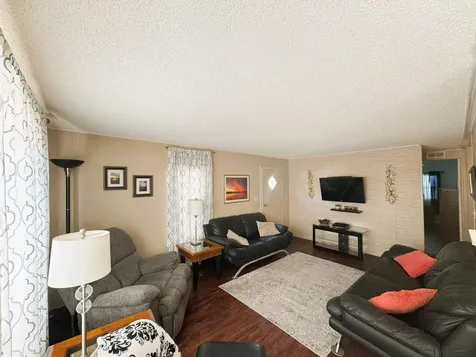 905 Dogwood Drive Barefoot Bay FL 32976