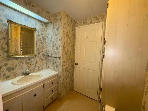 905 Dogwood Drive Barefoot Bay FL 32976