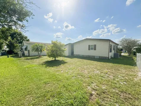 905 Dogwood Drive Barefoot Bay FL 32976