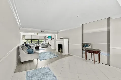 6073 Balboa Circle Boca Raton FL 33433