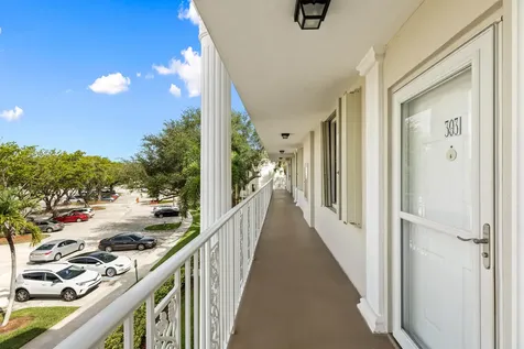 6073 Balboa Circle Boca Raton FL 33433
