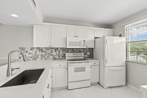 6073 Balboa Circle Boca Raton FL 33433
