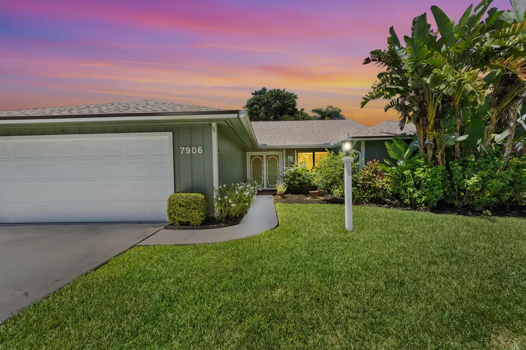 7906 Se Trenton Avenue Hobe Sound FL 33455