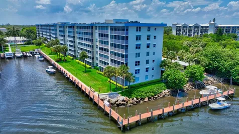 1 Harbourside Drive Delray Beach FL 33483