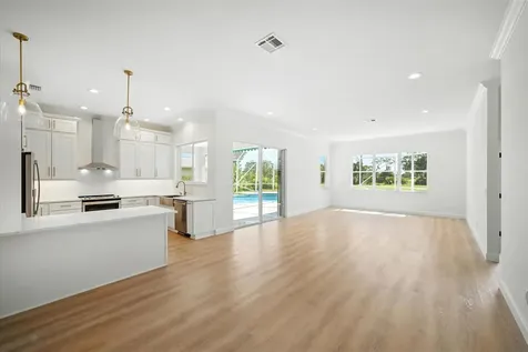 2781 Se Bluem Way Port Saint Lucie FL 34952