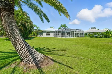 2781 Se Bluem Way Port Saint Lucie FL 34952