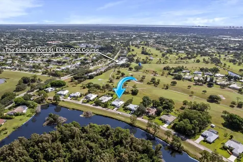 2781 Se Bluem Way Port Saint Lucie FL 34952
