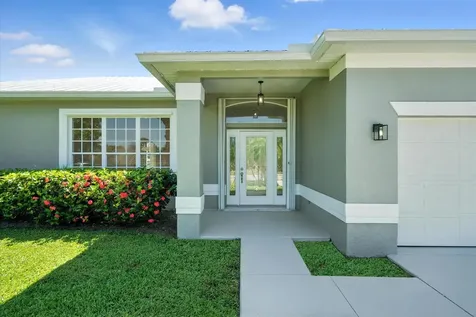 2781 Se Bluem Way Port Saint Lucie FL 34952
