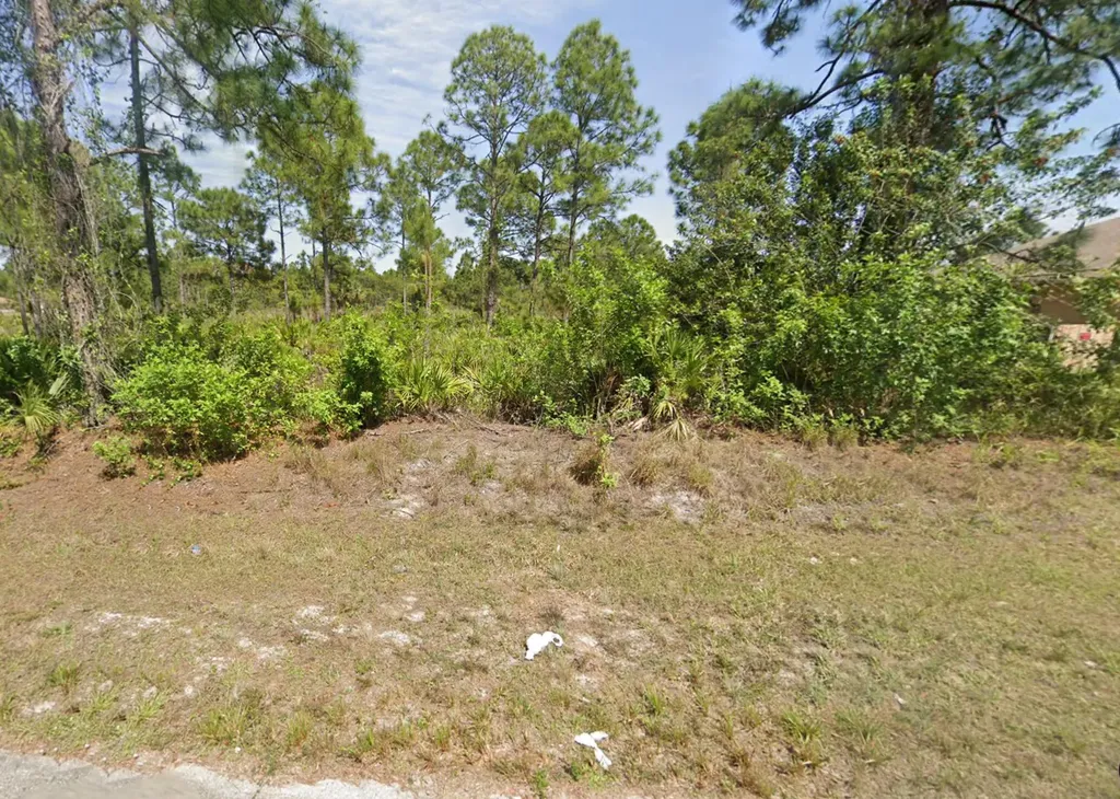 908 Dixie Avenue Lehigh Acres FL 33972