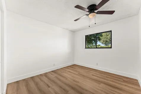 522 Trace Circle Deerfield Beach FL 33441