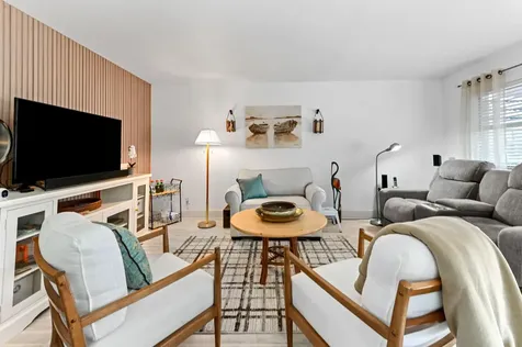 48 Waterford B Delray Beach FL 33446