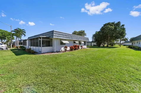 48 Waterford B Delray Beach FL 33446