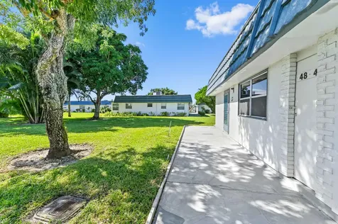 48 Waterford B Delray Beach FL 33446